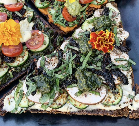 Macadamia Mushroom Zucchini Pizza